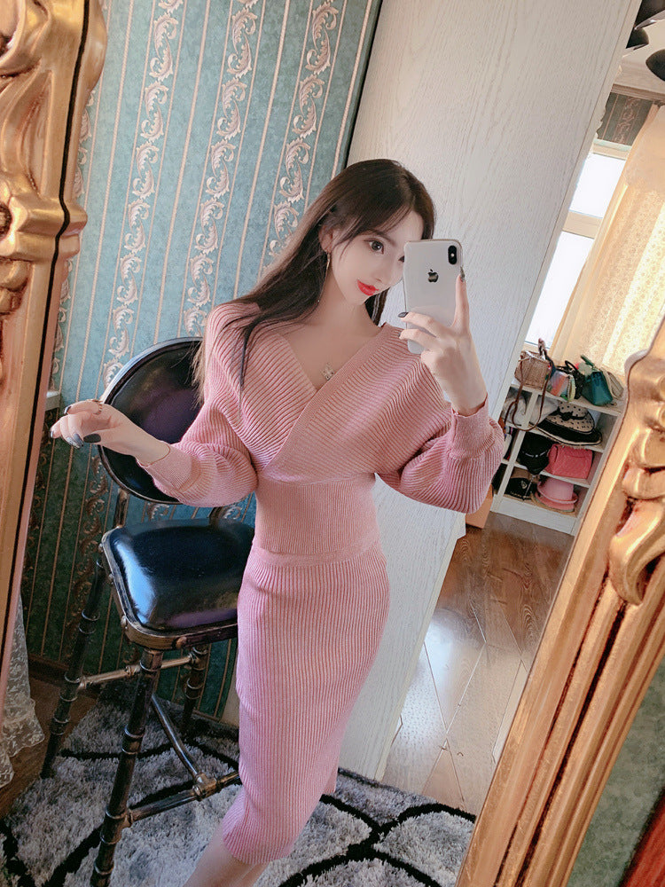 Women Maxi Dress Autumn and Winter Long-Sleeved Knitted V-neck Sexy Top Hip Skirt Knitted Two-Piece