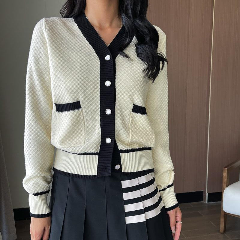 Women Sweater Knitwear Fall/Winter Classic Style Contrast Color V-neck Knitted Cardigan