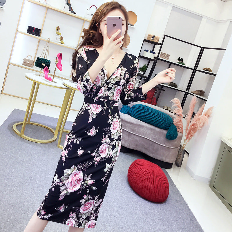 Women Maxi Dress Autumn and Winter Long Sleeve V-neck Long Sheath Slim Fit Dress