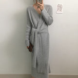 Women Maxi Dress Autumn and Winter V-neck Knitted Dress