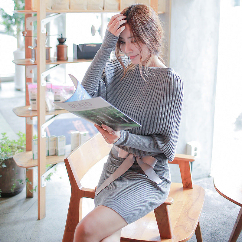 Women Maxi Dress Autumn and Winter Long Sleeve Lace-up Long Knitted Dress