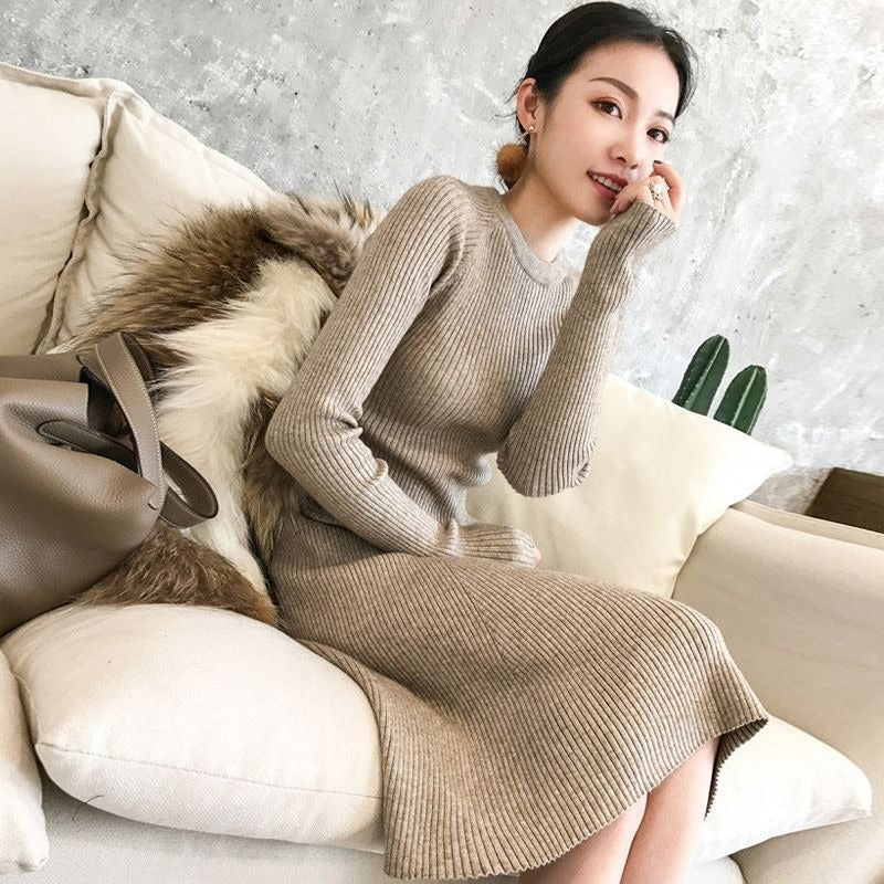 Women Maxi Dress Autumn and Winter round Neck Vintage Mid-Length Knitted Dress