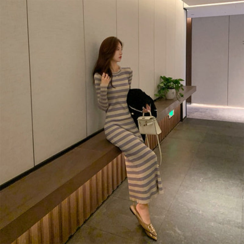 Women Maxi Dress Spring and Autumn Long Sleeve Long Slim Knit Dress