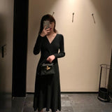 Women Maxi Dress Autumn and Winter V-neck Long Sleeve Knitted Dress Dress