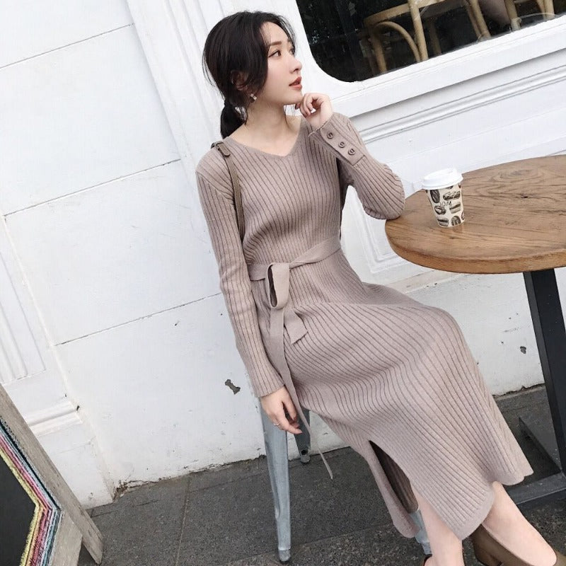 Women Maxi Dress Autumn and Winter V-neck Slit Knitted Dress