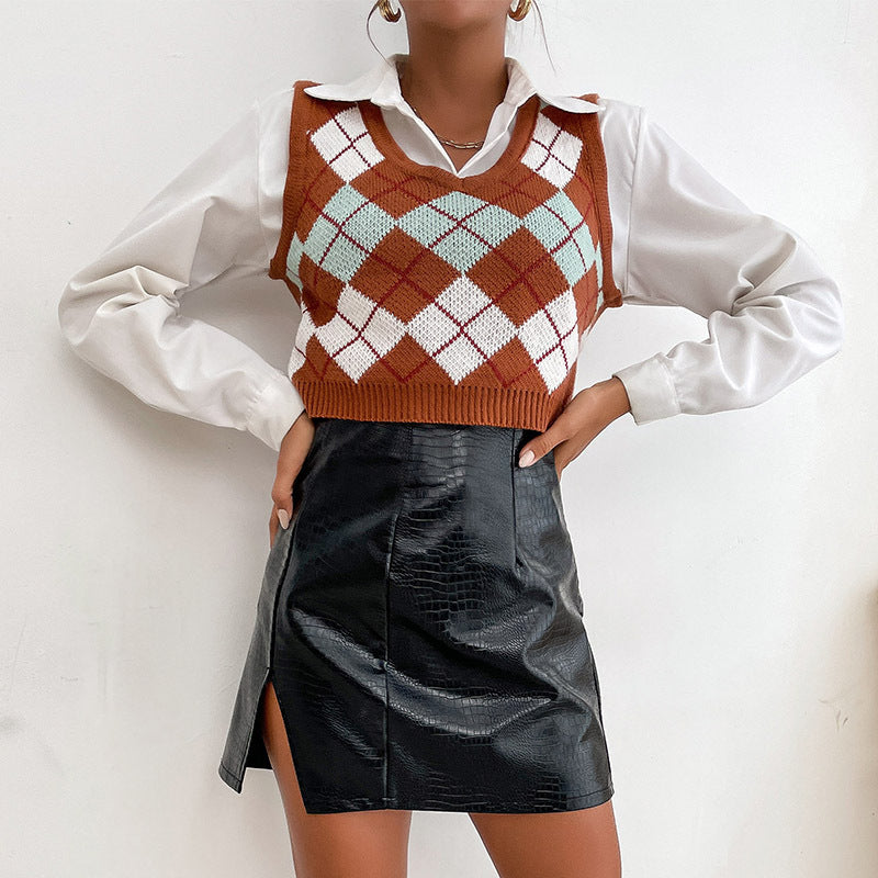 Women Knitted Sweater Autumn Short Sleeveless Rhombus Plaid Vest Sweater
