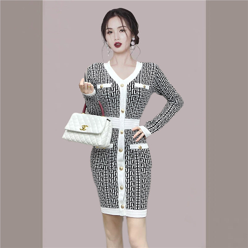 Women Maxi Dress Autumn and Winter Long Sleeve V-neck Knitted Dress Woolen Skirt