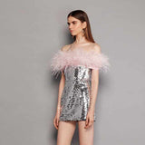 Women Dresses Sexy off-the-Shoulder Feather Dress Hip Skirt Dress (Zns0409)