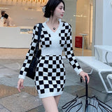 Women Maxi Dress Autumn and Winter V-neck Plaid Hip Knitwear Dress