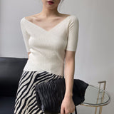 Women Knitted T-shirt V-neck Short-Sleeved Sweater Slim T-shirt