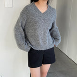 Women Winter Knitted Sweater V-neck Thick Sweater Autumn and Winter Loose-Fitting Long Sleeve Sweater H0001