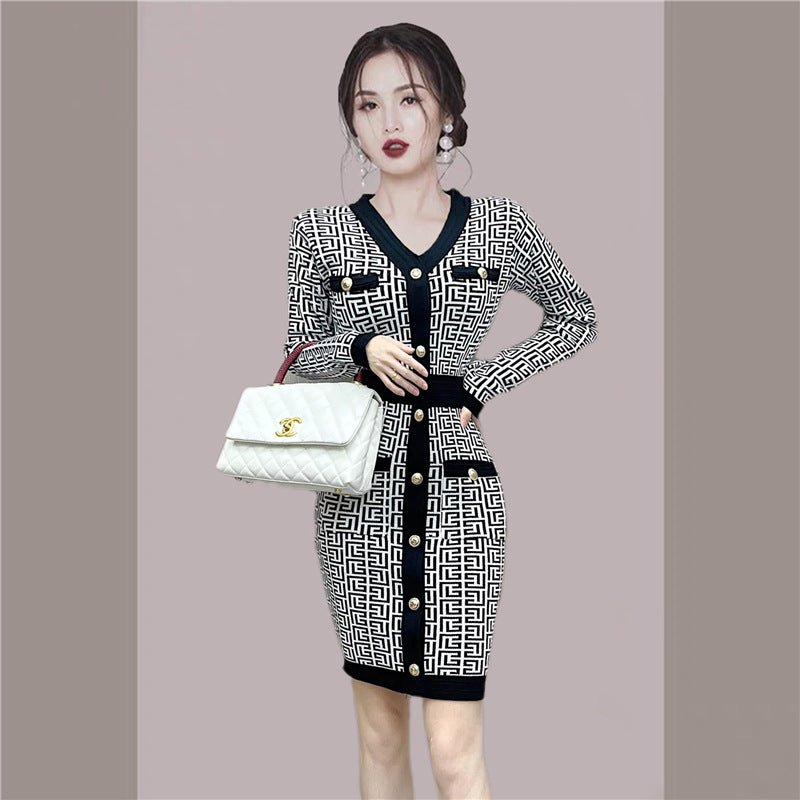 Women Maxi Dress Autumn and Winter Long Sleeve V-neck Knitted Dress Woolen Skirt