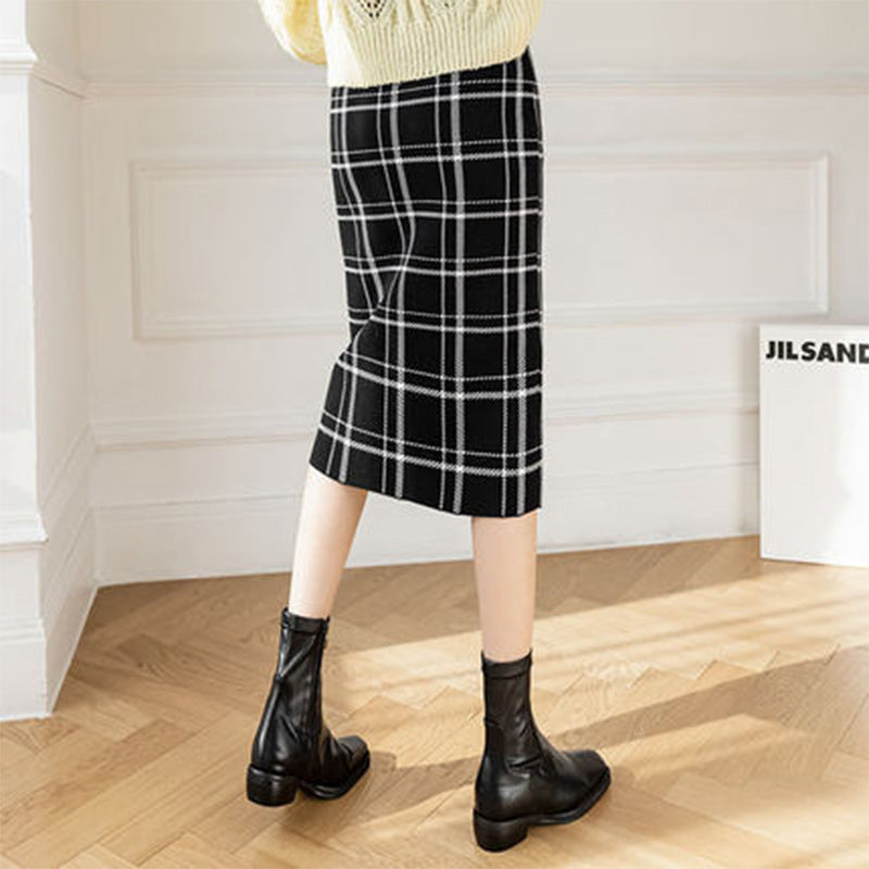 Women Knitted Skirt Autumn Vintage Black and White Plaid Knitted Plaid Sheath Skirt