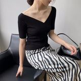 Women Knitted T-shirt V-neck Short-Sleeved Sweater Slim T-shirt