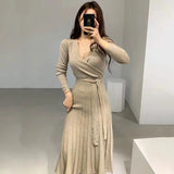 Women Maxi Dress Autumn and Winter V-neck Long Knitted Dress