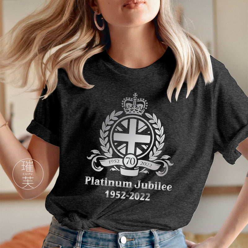 Inspired By Queen'S Platinum Jubilee 2022 Elizabeth 70 Years T-Shirt Short Sleeve T-Shirt