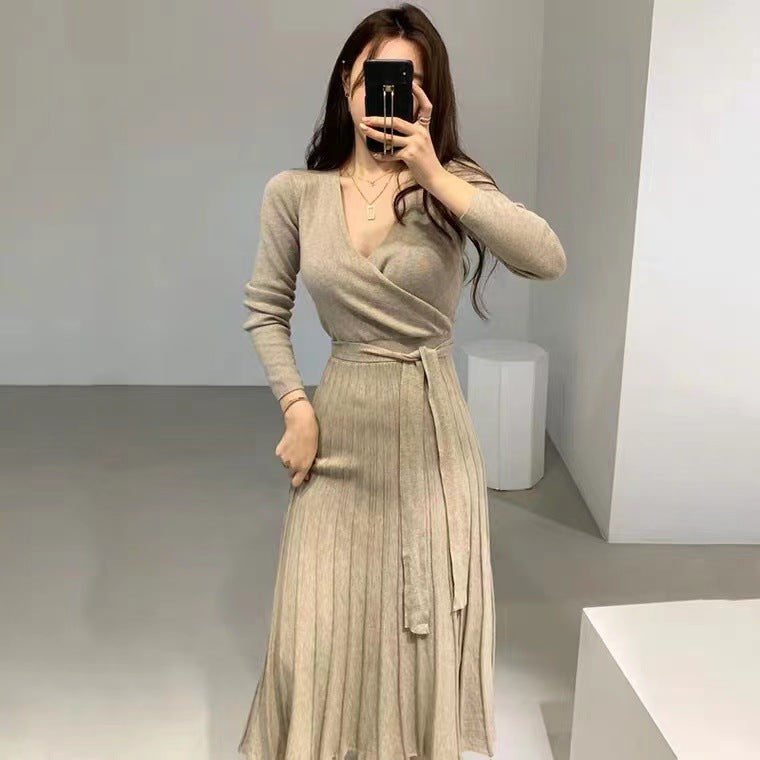 Women Maxi Dress Autumn and Winter V-neck Long Knitted Dress