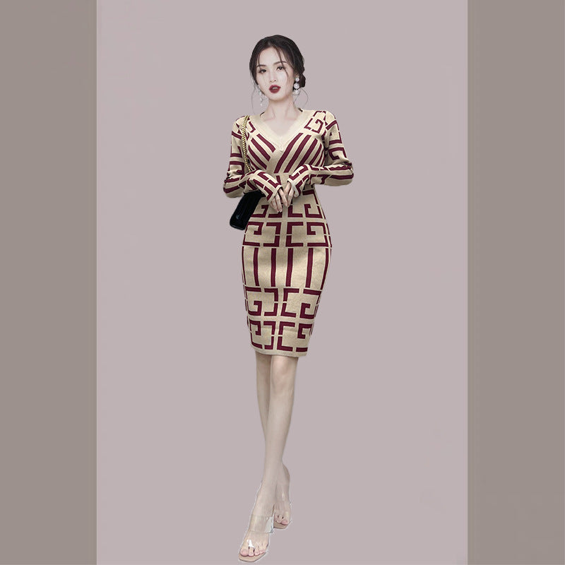Women Maxi Dress Autumn and Winter Long Sleeve Plaid V-neck Sweaters Sheath Dress