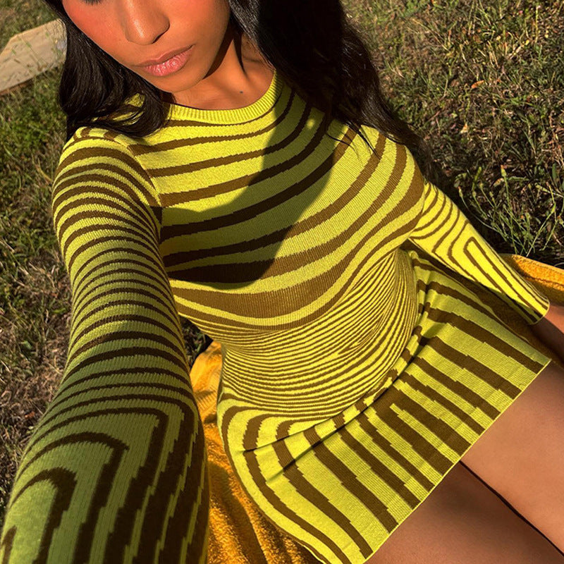 Women Dresse Autumn and Winter round Neck Long Sleeve Short Dress Hip Skirt