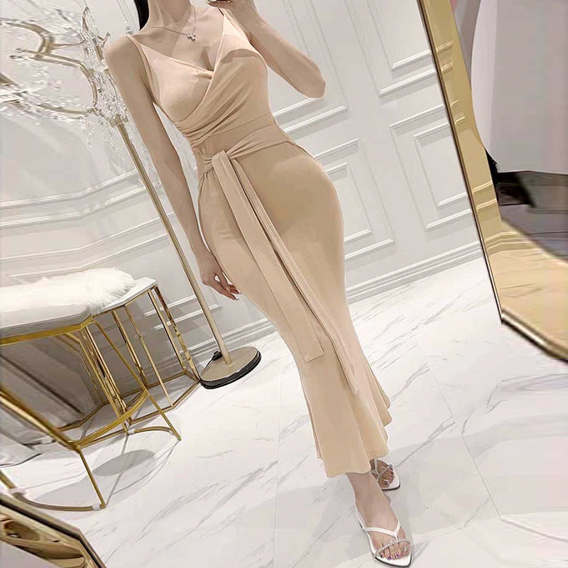 Women Dresses V-neck Skirt with Shoulder Straps Dress Hip Skirt