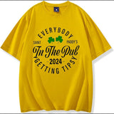 Everybody in The Pub Getting Tipsy T-Shirt Funny St Patrick
