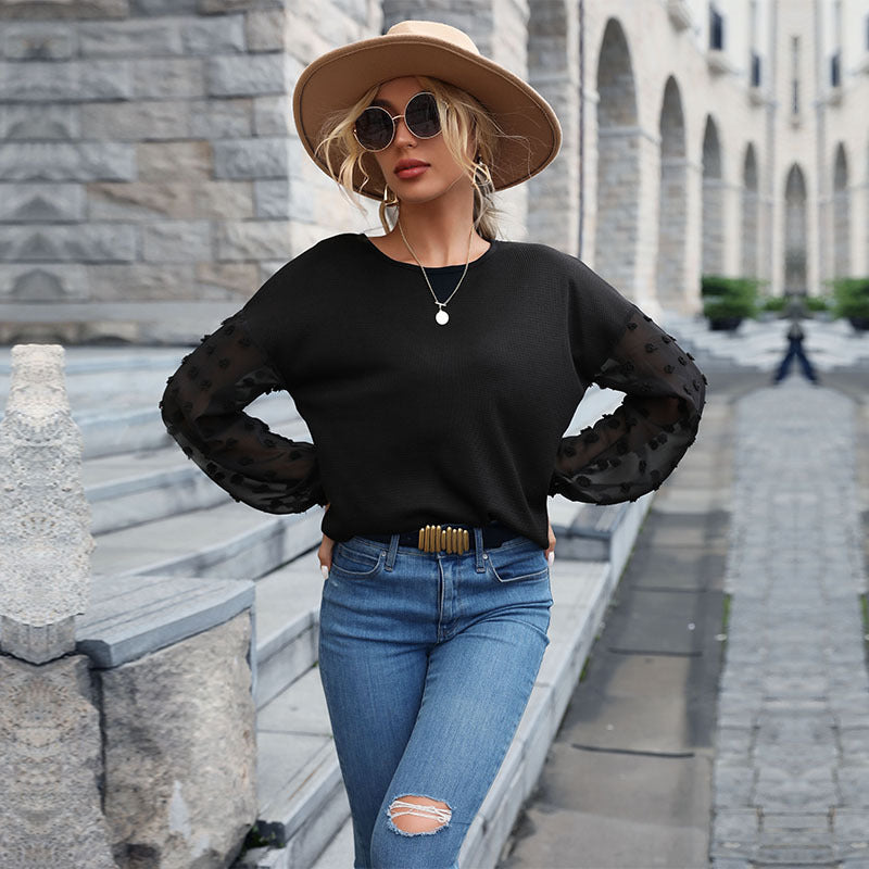 Women Knitted Sweater for Autumn and Winter Black Lace Stitching