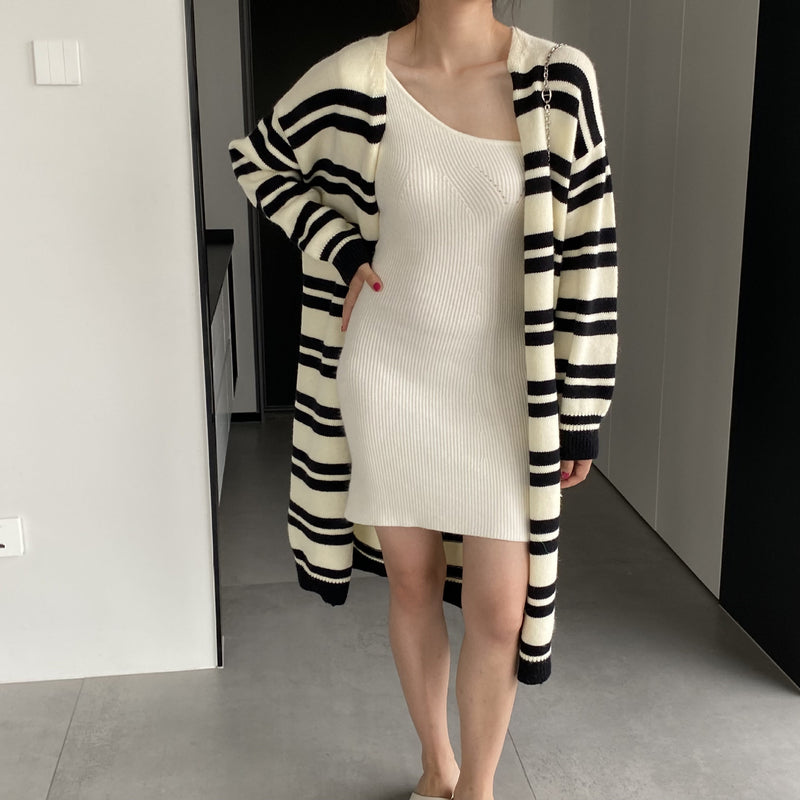 Women Cardigan Sweater Striped Sweater Autumn and Winter Loose-Fitting Long Sleeve Sweater W2361