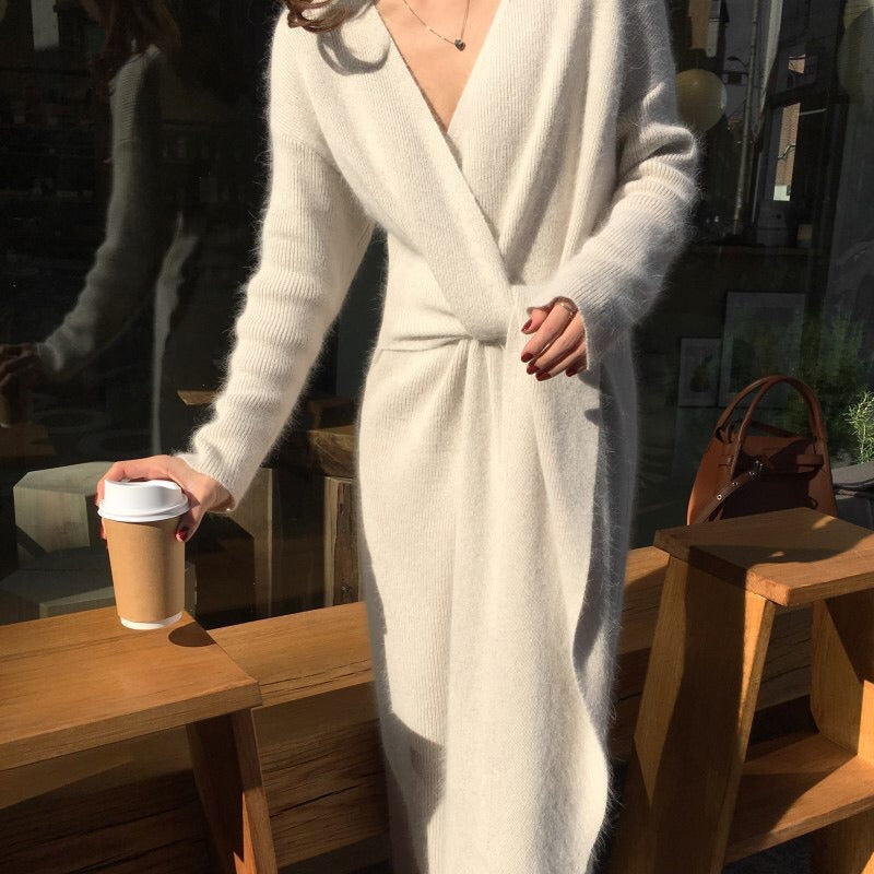 Women Maxi Dress Autumn and Winter V-neck Knitted Dress