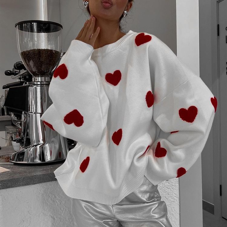 Women Knit Top Ladies Leisure Knitwear Love Heart Embroidered Crew Neck Autumn and Winter Sweater