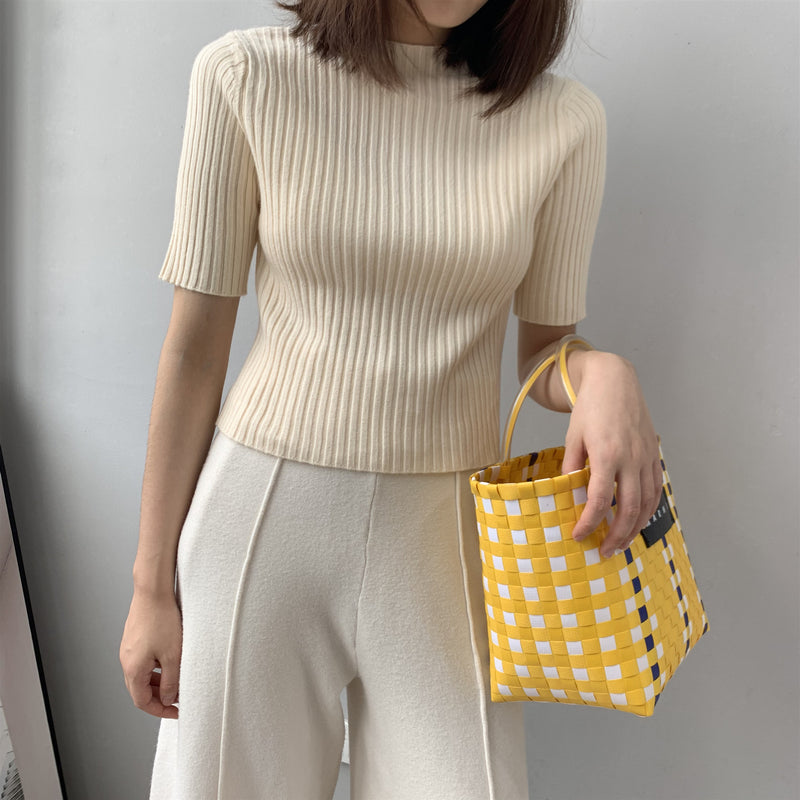 Women Knitted T-shirt Short Slim-Fit Knitted Top
